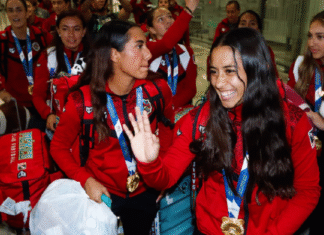 La Selección Mexicana Femenil de Flag Football fue recibida de manera espectacular al ganar oro en los World Games 2025