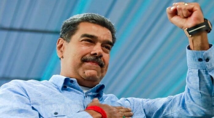 EU amenaza a Venezuela con envío de submarino nuclear al Caribe: Maduro