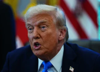 Trump amenaza a Venezuela con pagar ‘un alto precio’ si no admite a deportados