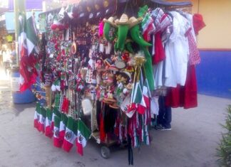 Comerciantes invitan a ciudadanos compren artículos artesanales y mexicanos