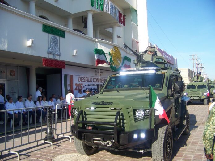 Ejército Mexicano y Guardia Nacional los más ovacionados en desfile cívico-militar (3)