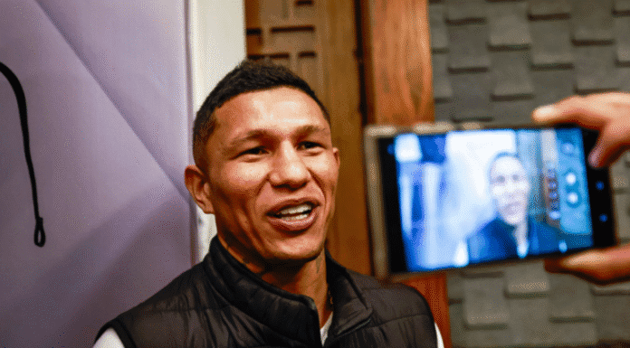 Alacrán Berchelt, del sueño de ser como Hugo Sánchez en Pumas a brillar en el boxeo