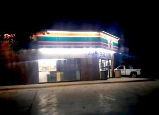 Ratero agresor logra asaltar tienda y llevarse el dinero