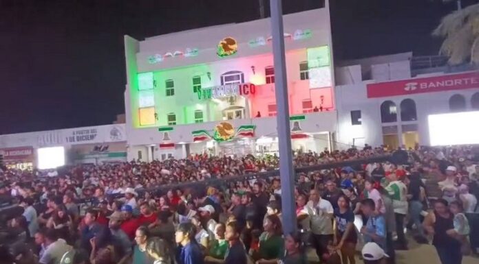 Saldo blanco la noche del grito de independencia y desfile cívico-militar