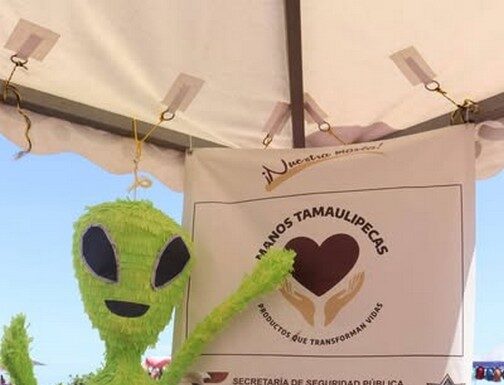 Concluye con éxito exposición y venta de artesanías ‘’OVNI-CEDES’’