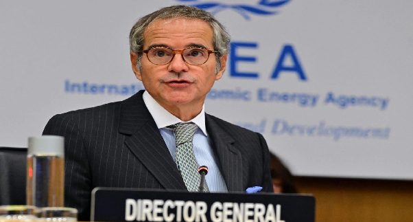 Irán y el OIEA firman acuerdo para reanudar cooperación bilateral