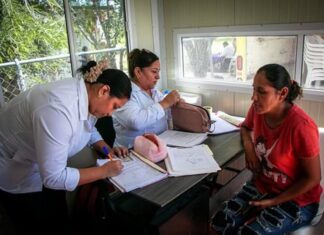 Realizan 175 acciones de salud en beneficio de familias de Las Escobas y comunidades aledañas