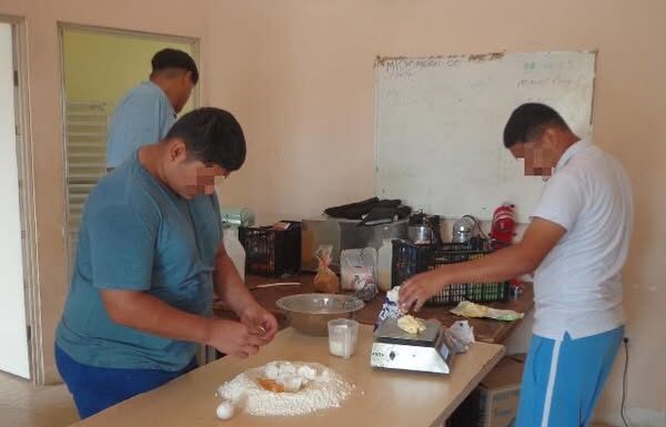 Fomentan salud mental y capacitación laboral en adolescentes en internamiento