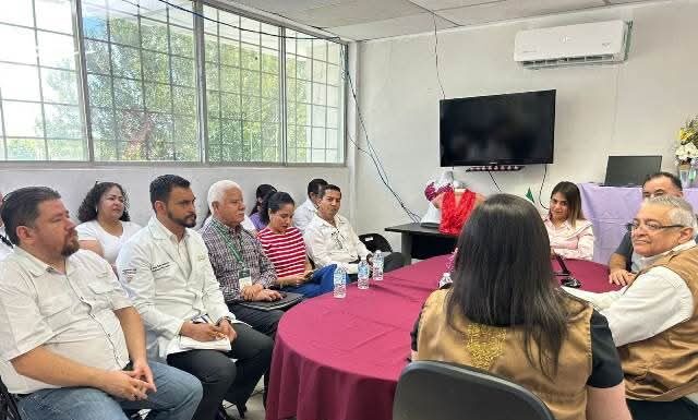 Salud asegura mantener bajo control influenza aviar y sin contagios en humanos