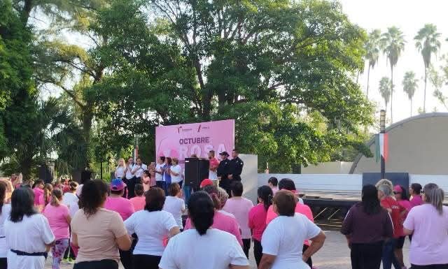 Guardia Estatal de Género se suma al “Mes Rosa” en diferentes municipios