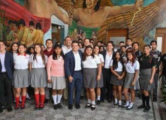 Firma convenio Instituto Victorense de la Juventud con escuelas