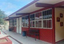Rehabilitan ITIFE aulas y sanitarios de la escuela México 70