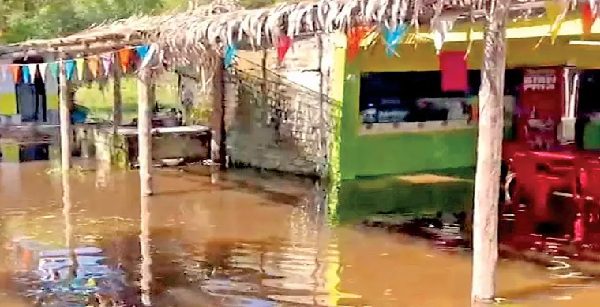 Azotan lluvias 28 estados fenómenos cubren México