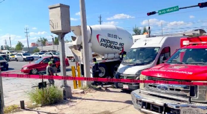 Muere persona en aparatoso accidente vial en concurrido boulevard