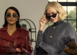 Kim Kardashian protagoniza su primera serie y lo hace junto a Sarah Paulson y Naomi Watts (y promete)