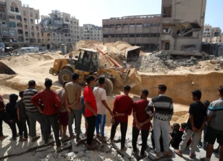 Israel dice reanudar alto el fuego tras lanzar nuevos bombardeos en Gaza