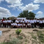 Promueven conciencia ambiental con donación de plantas forestales