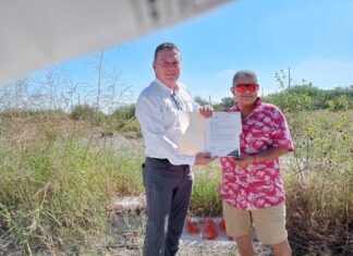 Entregan 21 lotes habitacionales en Matamoros