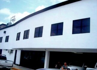 Rateros a la alza en la ciudad dañan unidad para robar pertenencias