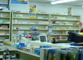 Rateros asaltan farmacia se presume sean los mismos que andan asaltando comercios y negocios