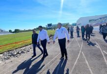 Alcalde Carlos Peña Ortiz, superviza obra de rehabilitación de pista Olímpica