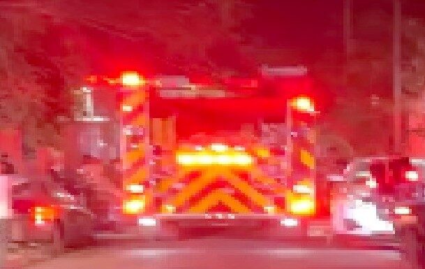 Bomberos acuden ha llamado de emergencias dos persona resultaron lesionadas