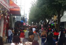 Ciudadanos aprovechan a realizar sus compas pre-navideñas