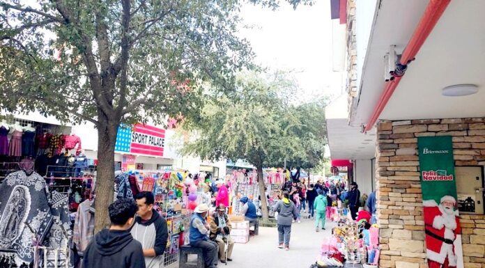 Exhortan a establecimientos respetar precios en productos navideños