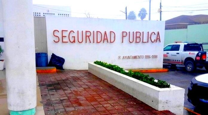 Sujeto queda detenido por alterar el orden y molestar a las personas