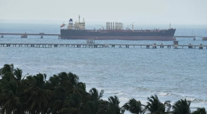 Rusia ratifica su respaldo a Venezuela ante bloqueo de EU a buques petroleros