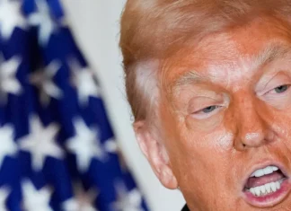 Trump arremete contra demócratas por ataque con cuchillo en Charlotte