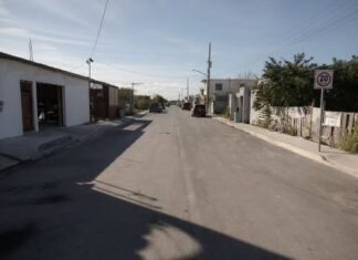 Realizan pavimentación asfáltica de la calle Tahuachal