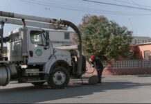 Realizan limpieza y desazolve en las líneas de drenaje