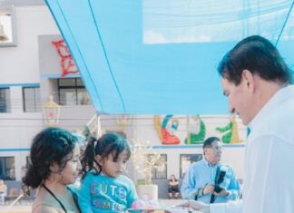 Fomentan tradiciones y lleva alegría a niños y niñas vallehermosenses