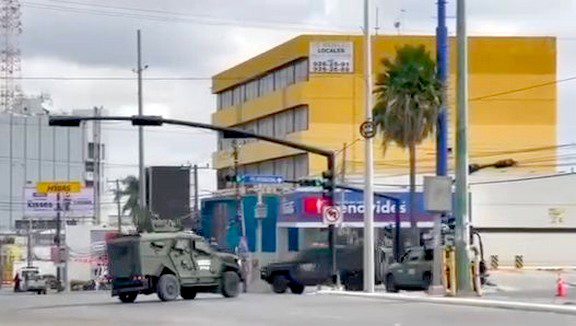 Hallan al parecer artefactos sospechosos en el boulevard Hidalgo (3)