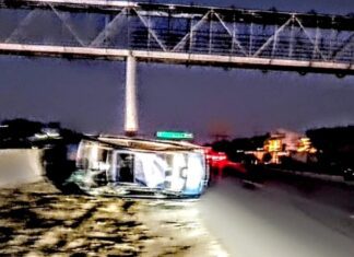 Vuelca unidad en carretera Río Bravo-Reynosa dejando daños materiales