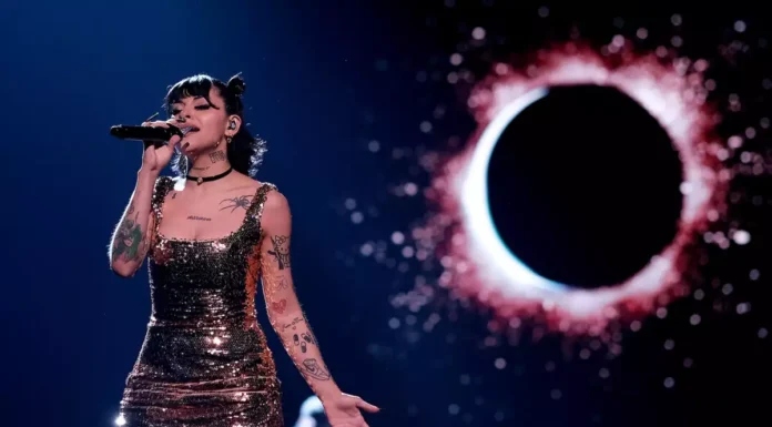 ¿Para Nodal? El polémico comentario de Cazzu en su último concierto