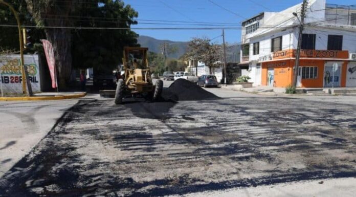 Aplican programa permanente de rehabilitación de vialidades