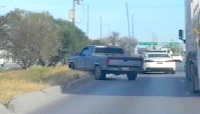 Accidente vial deja daños en Reynosa-Río Bravo