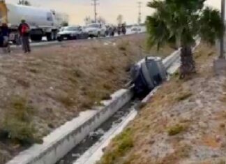 Accidente vial deja daños materiales en libramiento a Monterrey