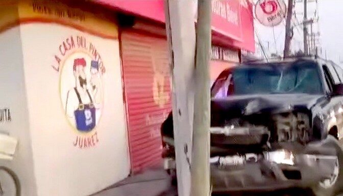 Accidente vial deja sin energía viviendas y comercios