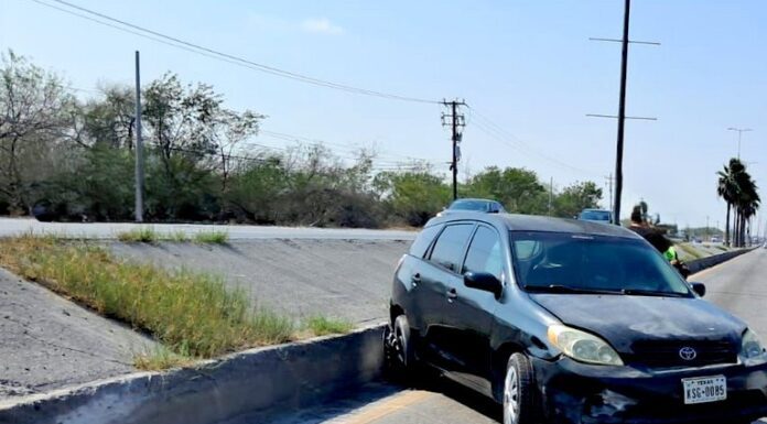 Chocan en la carretera Río Bravo-Reynosa dejando daños materiales