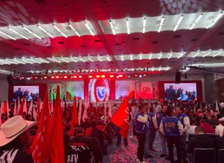 Nuevo Laredo presente en histórica celebración por los 90 años de la CTM