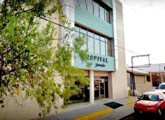 Internan a dos personas con severas lesiones en hospital