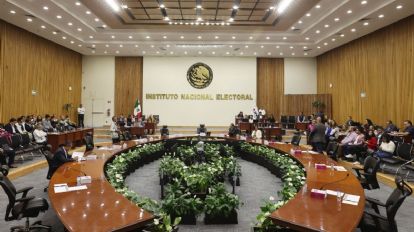 INE multa a Morena por 1.1 millones de pesos