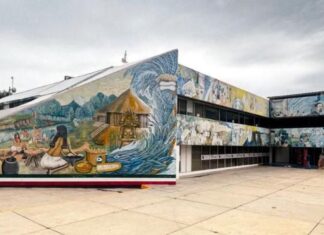 Evalúan limitar el uso del celular en las escuelas