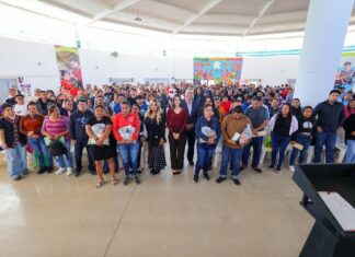 Acerca Alcalde Carlos Peña Ortiz oportunidades laborales para familias