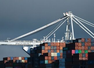 Juez concede a agencia estadounidense moratoria para devolver los aranceles