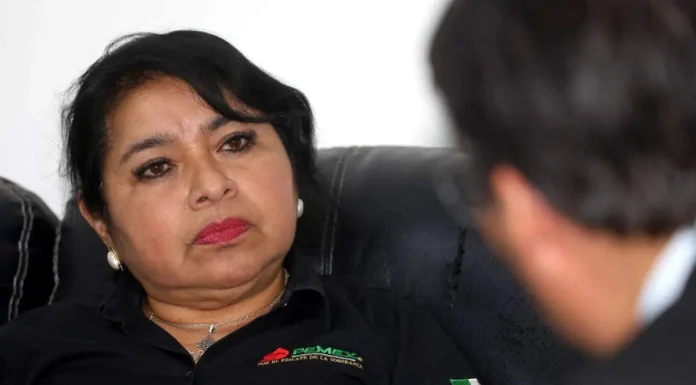 Carmen de Dios Patraca busca la dirigencia del STPRM; acusa “secuestro” sindical en PEMEX