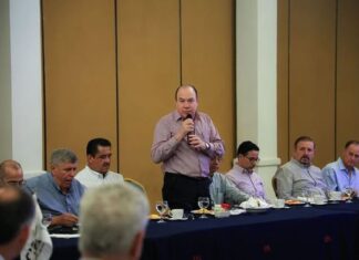 Pretenden conformar clúster para integre a empresas y prestadoras de servicios en proyectos energéticos